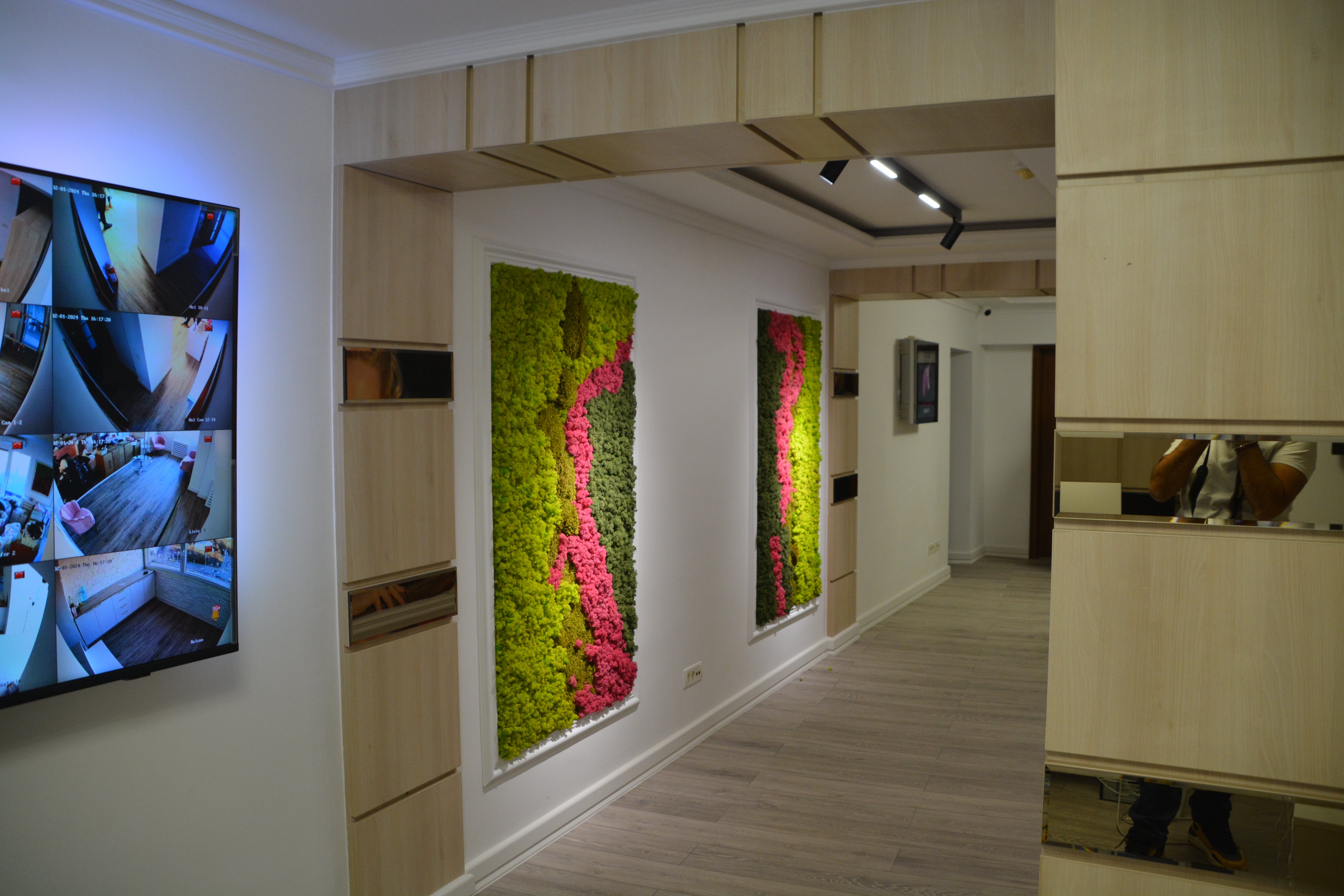 🌿 Panou decorativ cu licheni stabilizați roz – Design Vibrant 🌿
