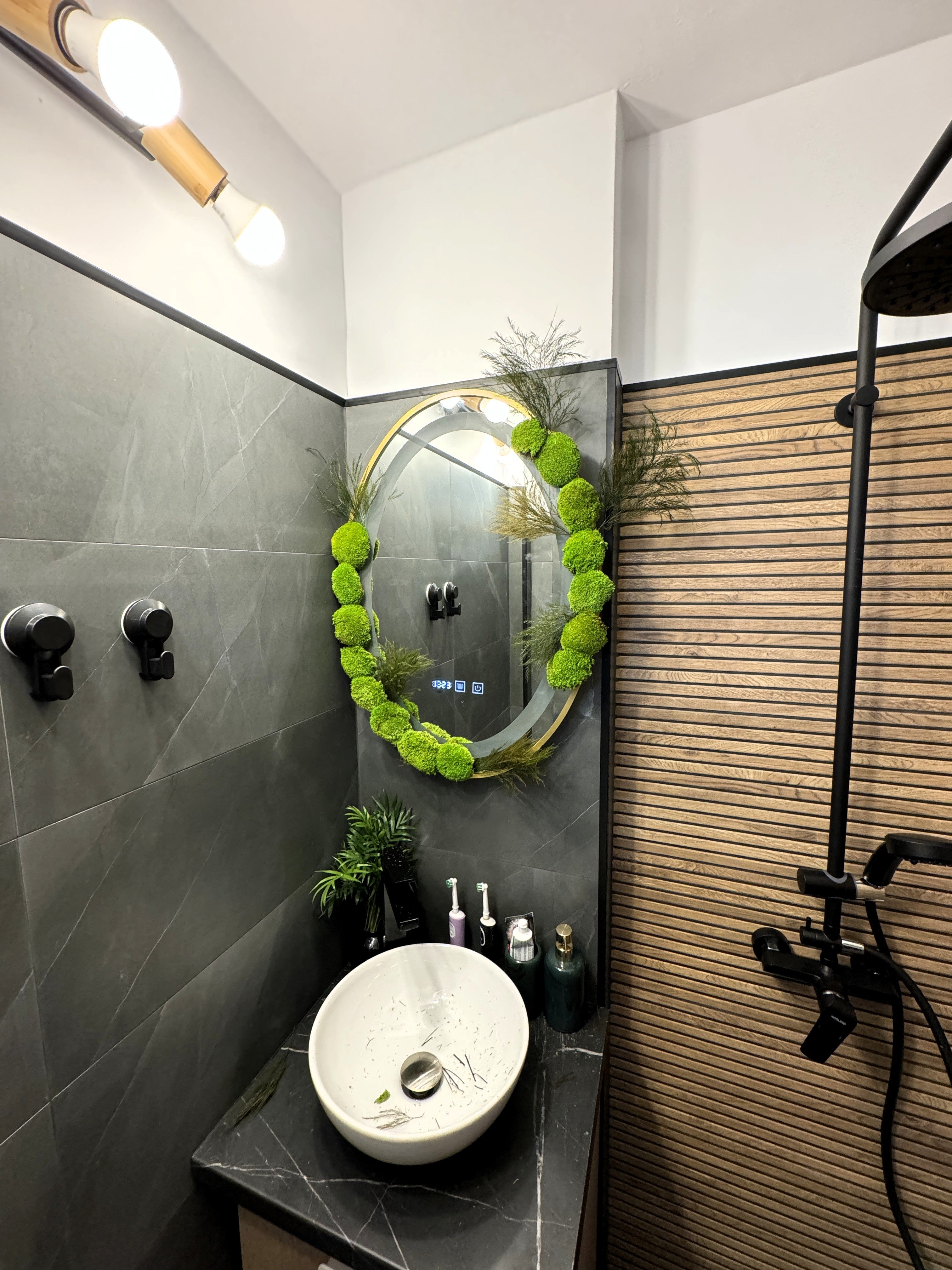 🌿 Oglindă decorativă cu muschi stabilizați – Design Personalizabil 🌿