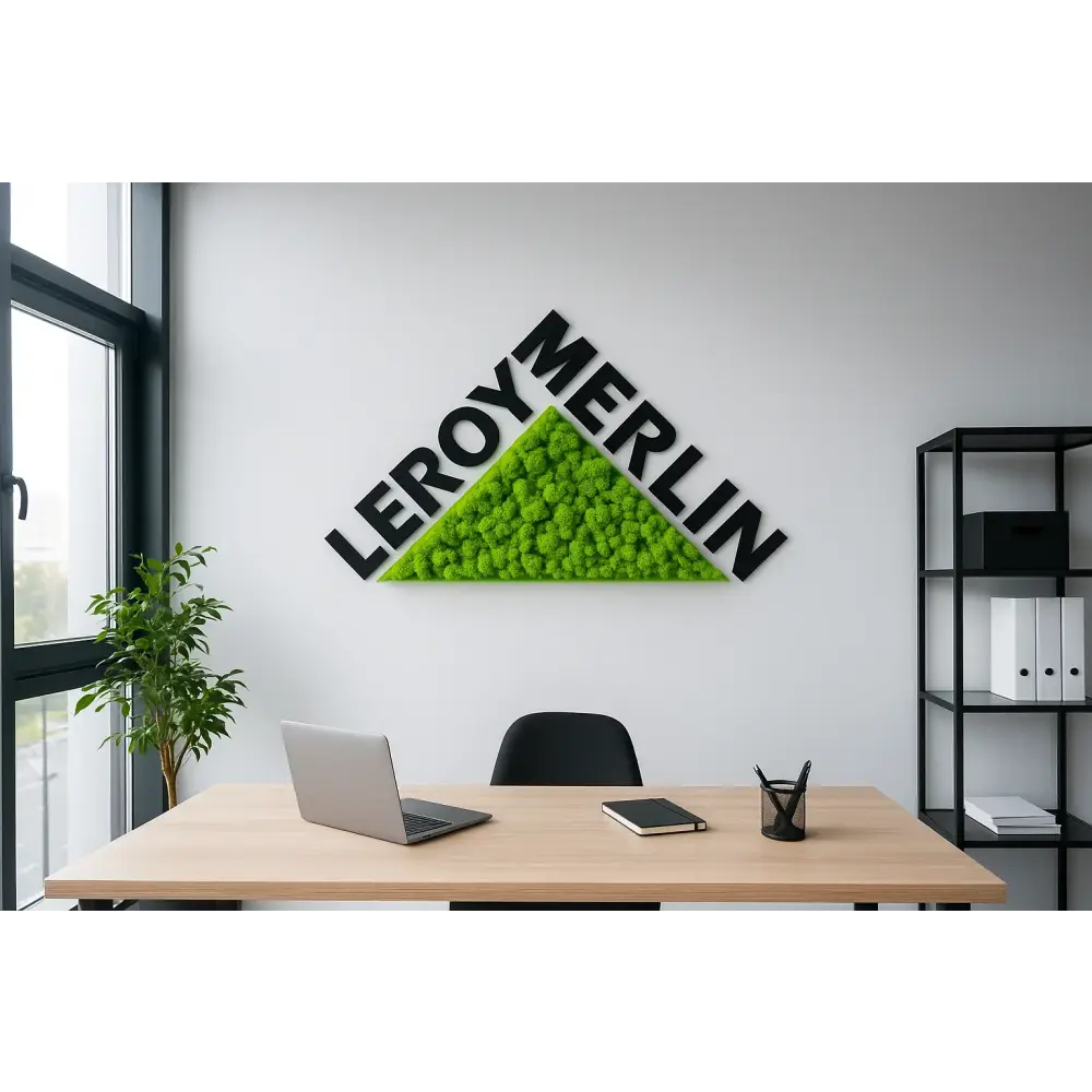 Logo Leroy Merlin din licheni stabilizați – pe comanda