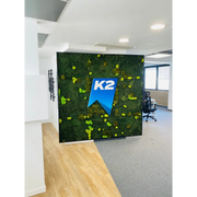 🌿 Panou decorativ cu licheni și element personalizat – Design Corporate 🌿
