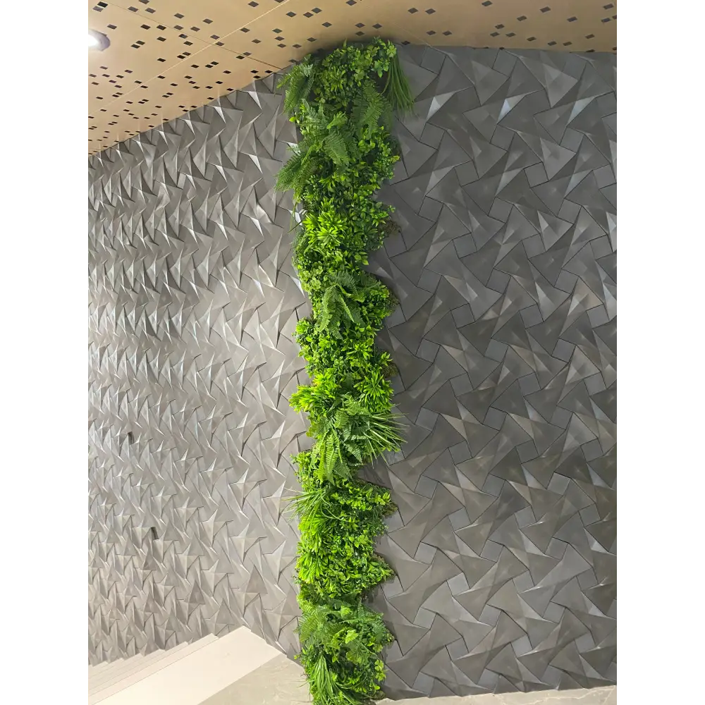 Perete verde artificial coloană verticală – Design modern cu plante sintetice